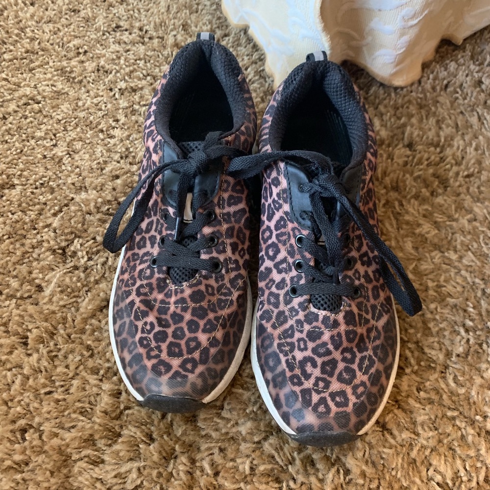 Vionic shoes 7.5